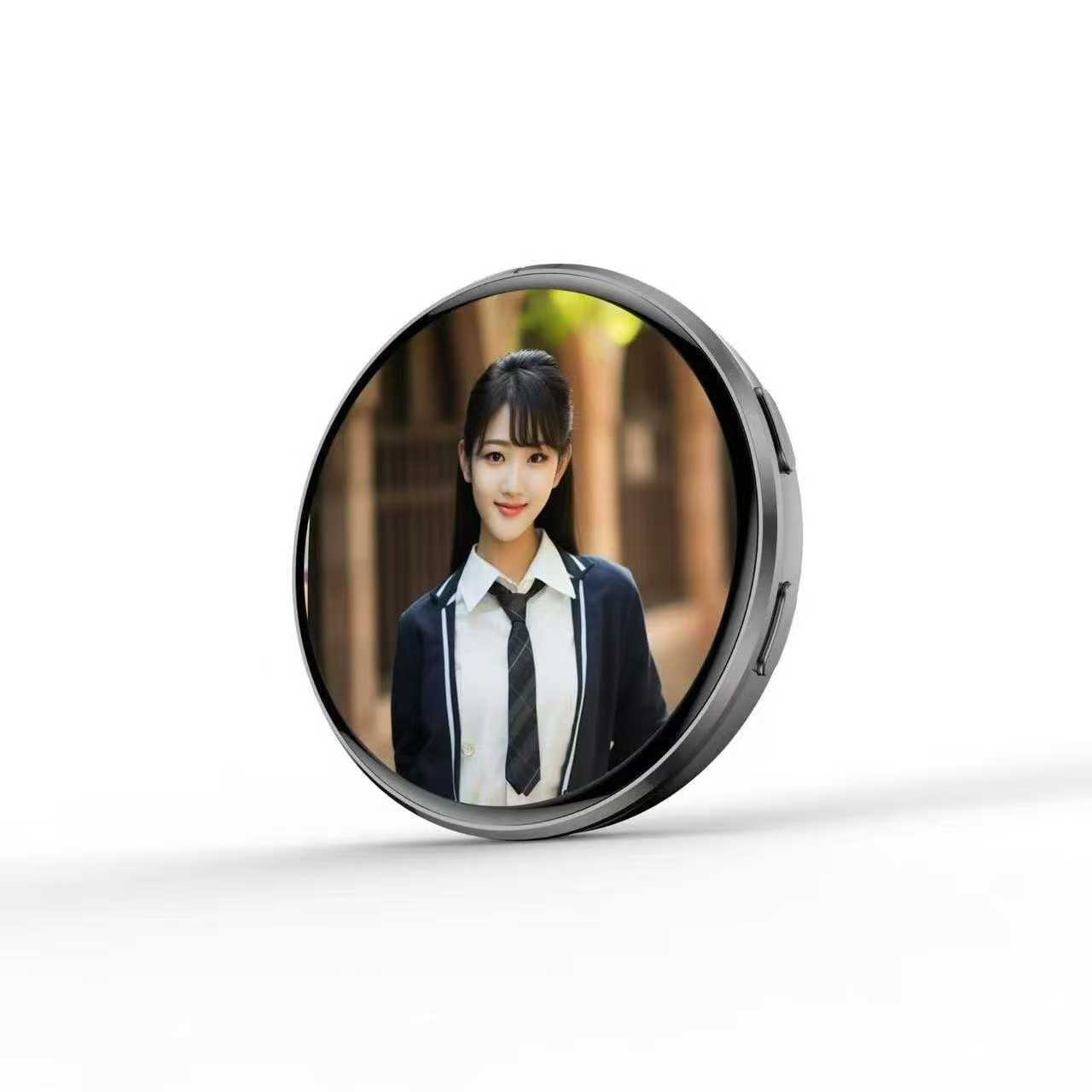 Bluetooth Digital Badge 1.85 I - Diy Electronics Videos recensione e prezzo
